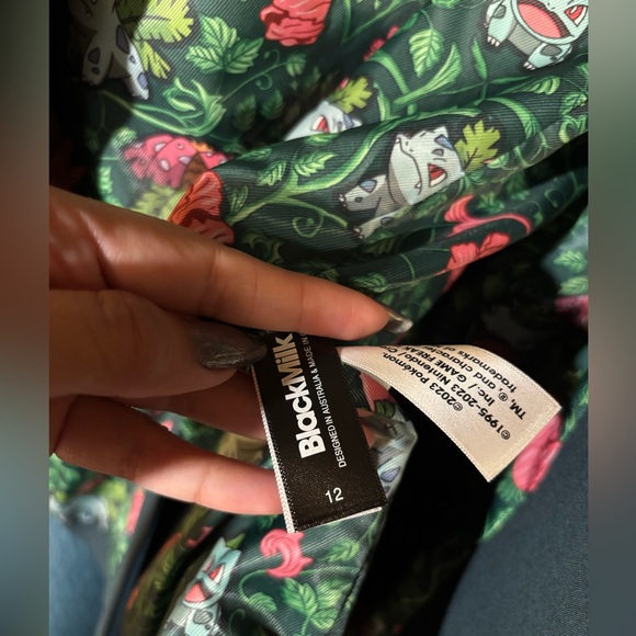 Blackmilk Bulbasaur Blazer - Picture 5 of 10